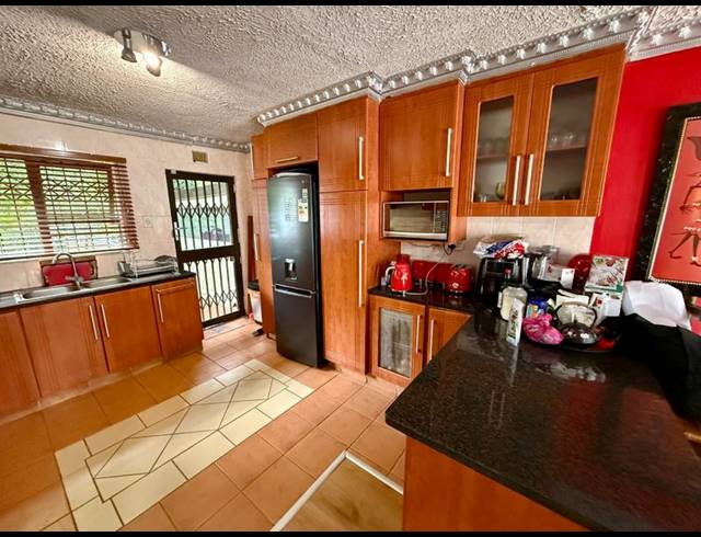 3 BEDROOM HOUSE FOR SALE IN CHASEDENE